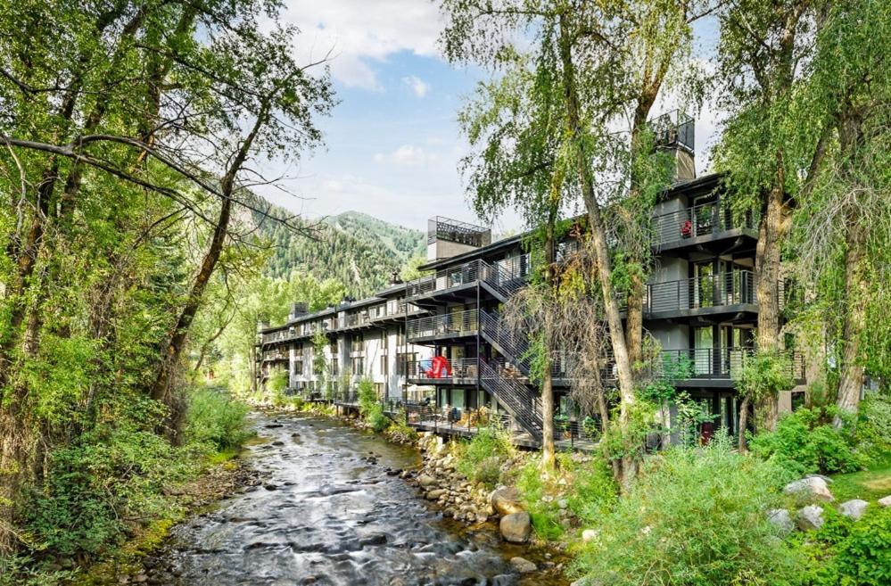 Chateau Roaring Fork Unit 25, Contemporary Condo With River Views, Close To Town Aspen Exteriör bild
